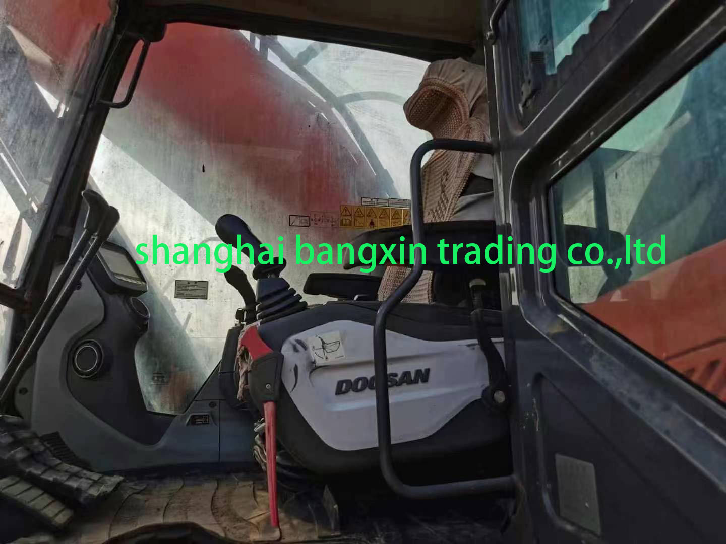 used doosan dx420 excavator vendor بائع حفارة دوسان dx420 مستعمل