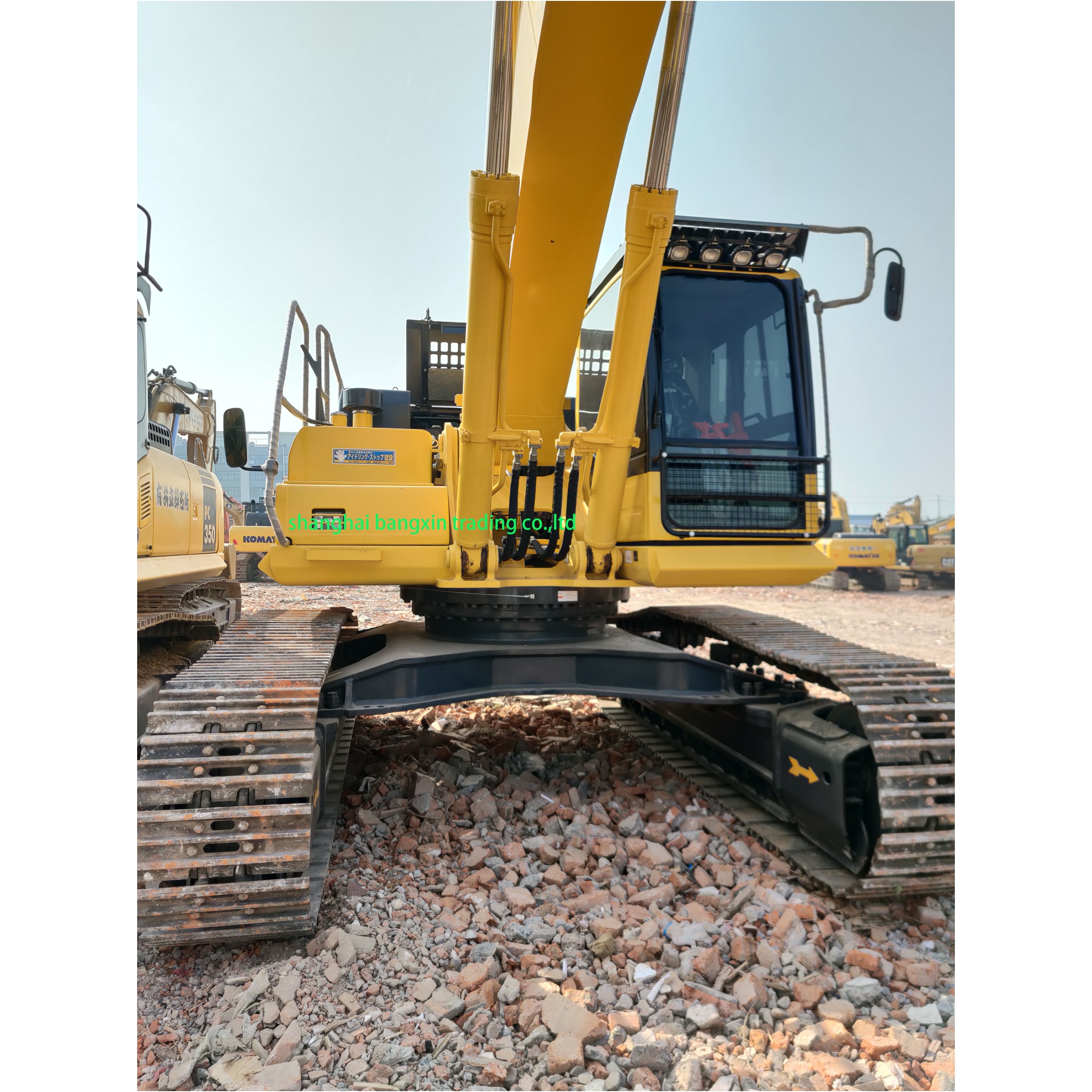 حفارة مستعملة كوماتسو pc450-8 تاجر الجملة