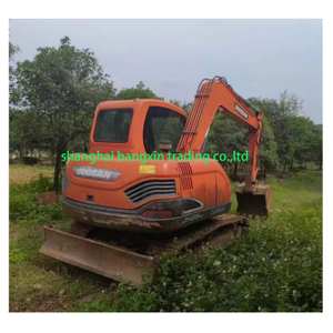 DOOSAN DX75 Excavator 7 طن ساعات عمل قليلة تستخدم حفارة صغيرة للبيع