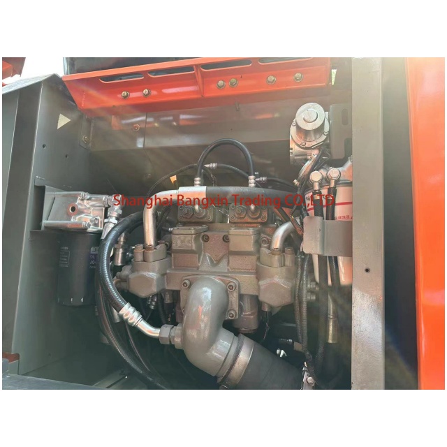 used excavator Hitachi zx200 wholesaler حفارة مستعملة هيتاشي zx200 تاجر الجملة