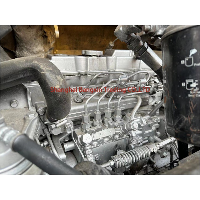 تستخدم الشركة المصنعة حفار صغير cat308c