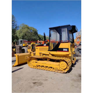 بلدوزر CAT D5C 9.4 طن أصلي ياباني بحالة جيدة مستعمل للبيع جرافة Cat