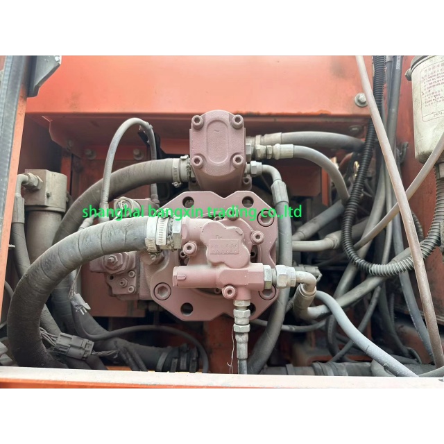 بائع حفارة دوسان dw150-7 مستعمل