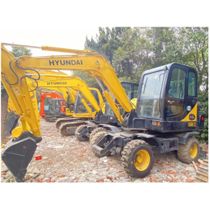 Hyundai DW60 Wheel Excavator 6 Tons Original Korea Made Used MINI Wheel Excavator للبيع