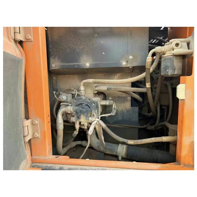 بائع حفارة دوسان dx130 مستعمل