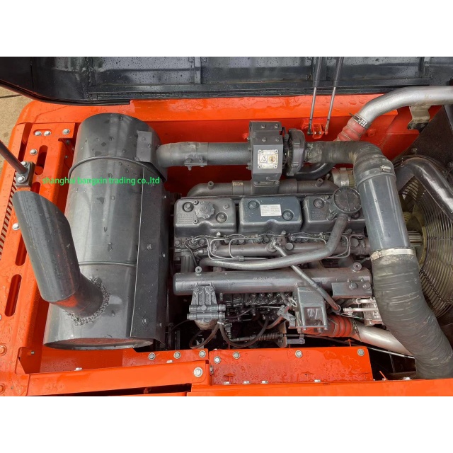 used doosan dx300 excavator trader تاجر حفارة دوسان dx300 مستعملة