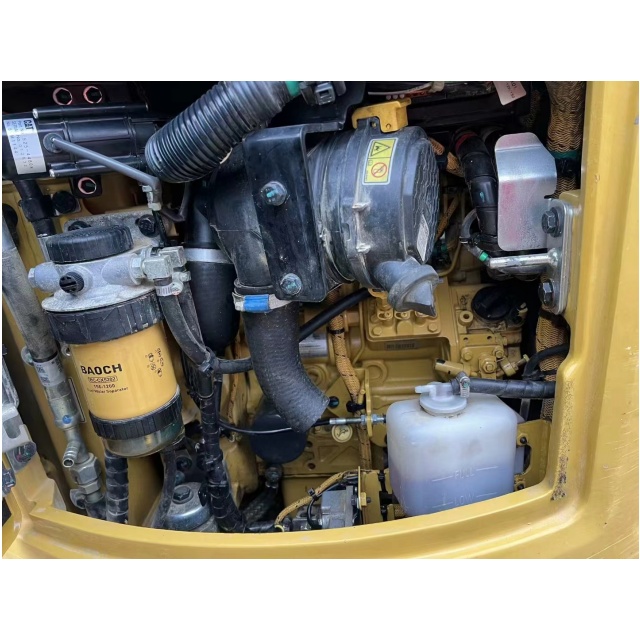 used mini excavator cat302 manufacturer تستخدم الشركة المصنعة حفار صغير cat302