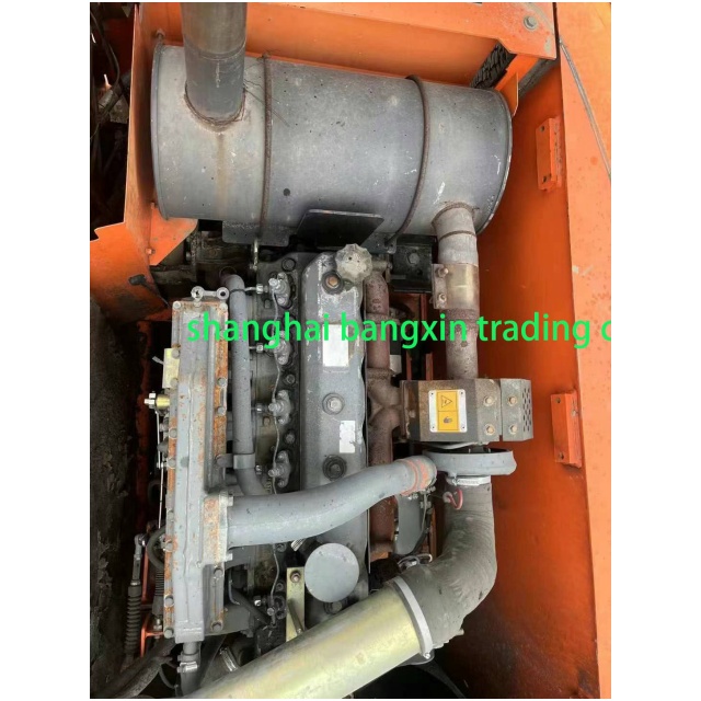 used doosan wheel excavator dw210-7 تستخدم حفارة دوسان ذات العجلات DW210-7