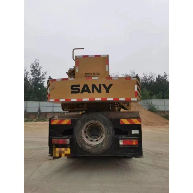 used crane SANY STC250T trader رافعة مستعملة SANY STC250T تاجر
