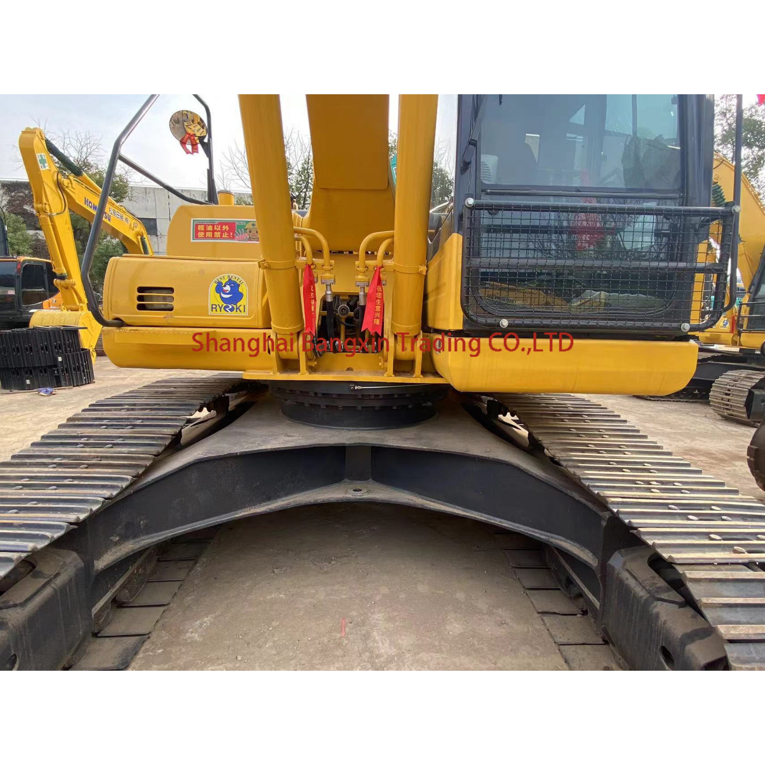حفارة مستعملة كوماتسو pc220-8 تاجر الجملة