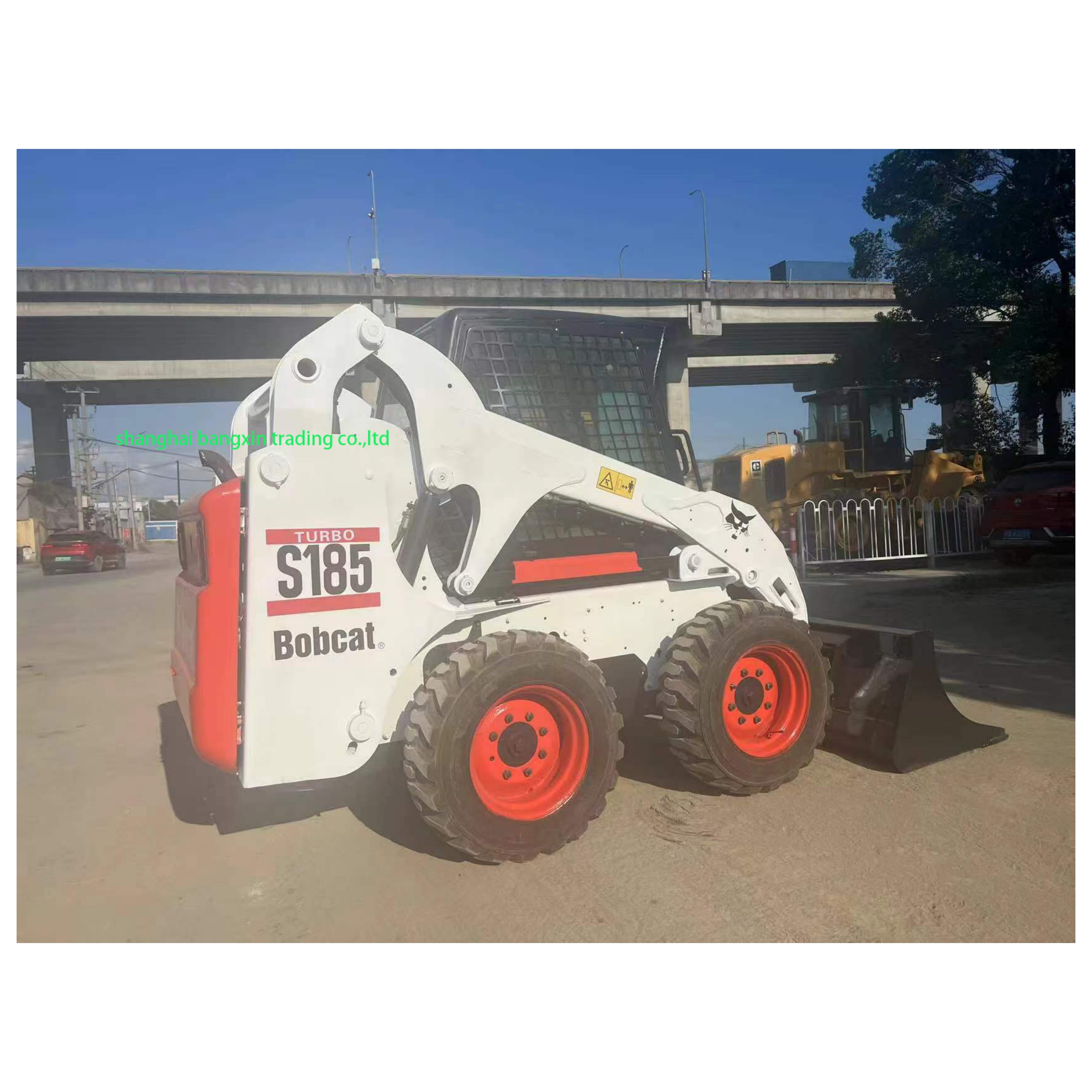 used mini skid steer S185 supplier تستخدم انزلاقية التوجيه الصغيرة S185 المورد